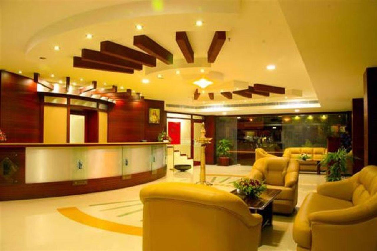 Hotel Kabani International Muvattupuzha Ngoại thất bức ảnh