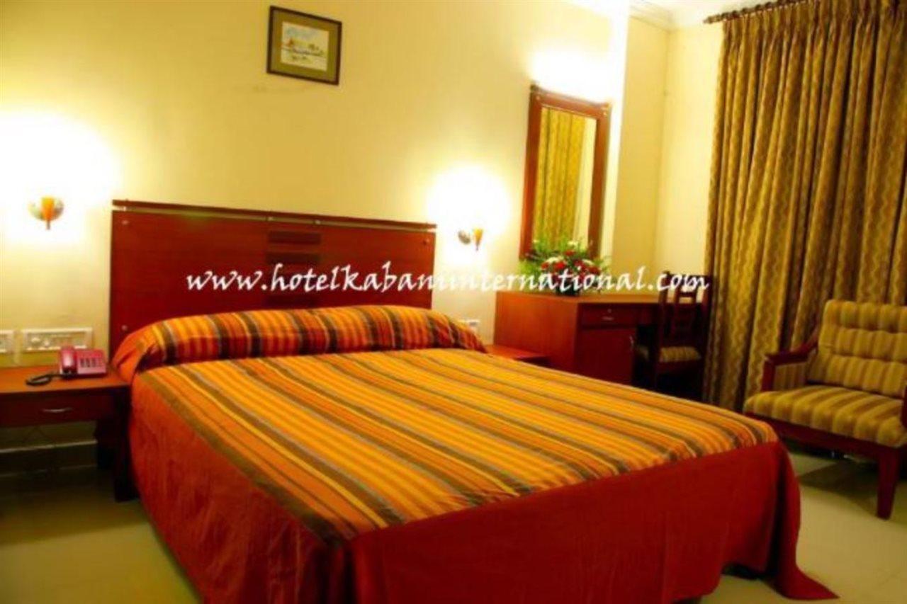 Hotel Kabani International Muvattupuzha Ngoại thất bức ảnh