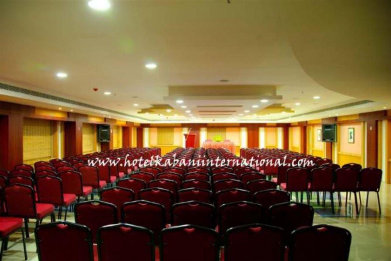 Hotel Kabani International Muvattupuzha Ngoại thất bức ảnh