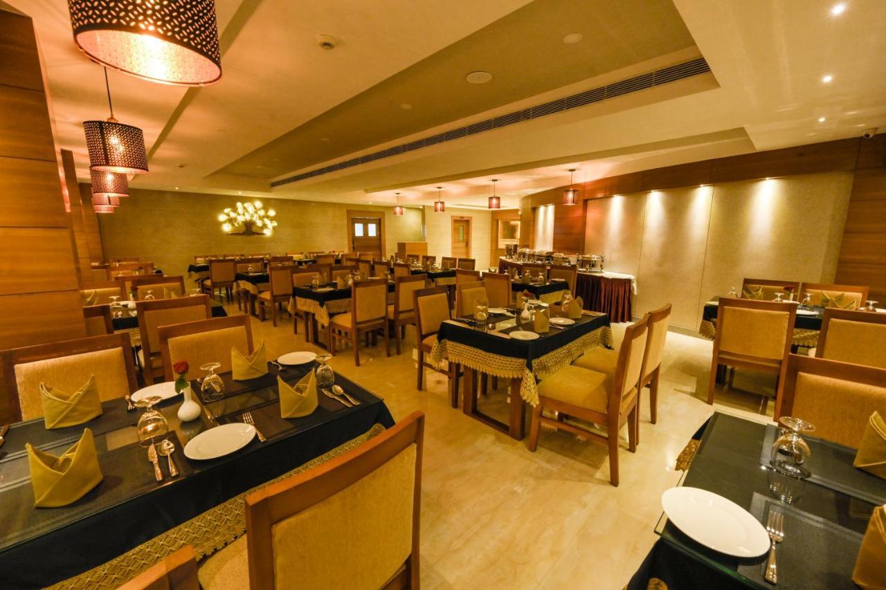Hotel Kabani International Muvattupuzha Ngoại thất bức ảnh